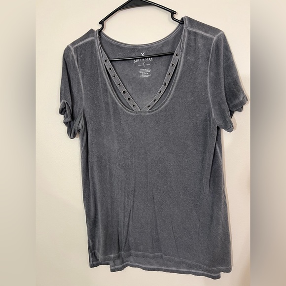 American Eagle tops - Picture 4 of 5